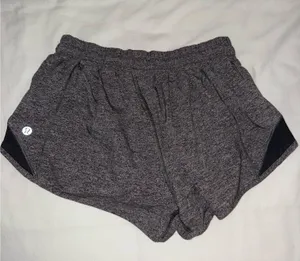 Lululemon Hot Hot Shorts thumbnail 2