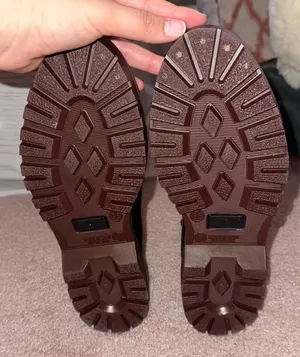 Boots Black Size 7.5 thumbnail 2