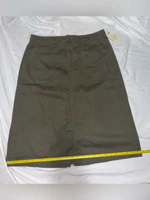 St. John's Bay Women's Size 12 Olive Green Utility Midi Skirt with Pockets NWT thumbnail 5