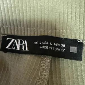 Zara Women's Green Rib Knit High Waist Wide Leg Side Zip Ankle Trousers Pants L thumbnail 4