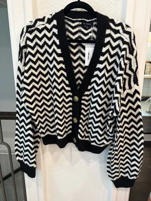 Blu Pepper NWT Black Ivory Chevron Knit Cardigan Sweater Large thumbnail 2