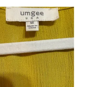 Umgee USA Mustard Yellow Floral Boho Mixed Print Tunic‎ Top Crochet Lace Medium thumbnail 3