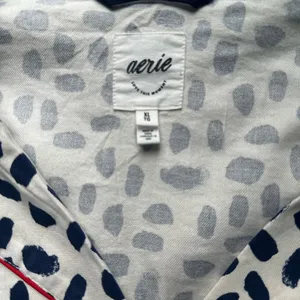 🤍Aerie Navy and White Print Button Up Pajama Top thumbnail 7