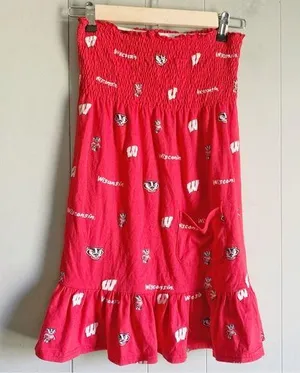 ES College Classics Ladies University of WI Badgers Red Smocked Tube Dress S thumbnail 1