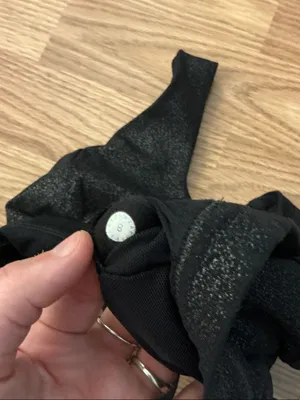 Lululemon Black Crisscross-Back Sports Bra Size 8 thumbnail 3