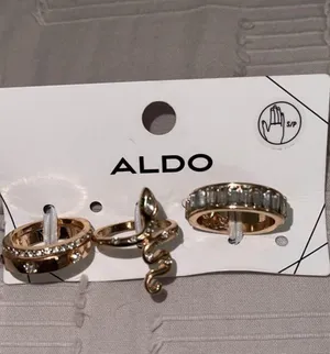 Rings thumbnail 1