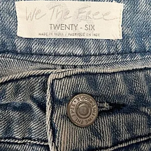 Free People We The Free Size 26 Down‎ to Earth Patchwork Jeans Light Wash Distressed thumbnail 4