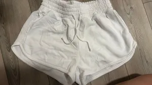 Abercrombie shorts thumbnail 1