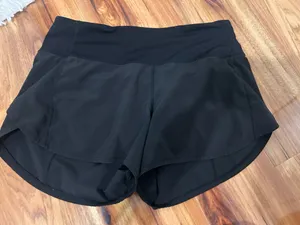 Lululemon Shorts thumbnail 1