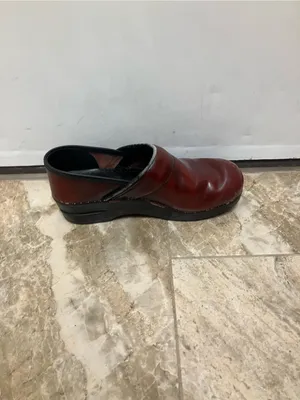 Dansko Professional Clogs in rich burgundy reddish-brown leather finish Size 39 thumbnail 5