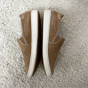 UGG Tan Loafers & Slip-Ons thumbnail 6