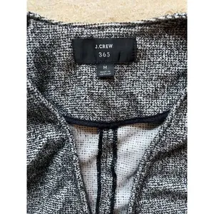 J.Crew Textured Gray Cropped Open Front Blazer‎ Jacket  Size M thumbnail 2