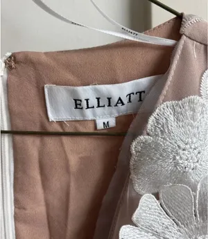Elliatt 3D Floral Dress White thumbnail 2