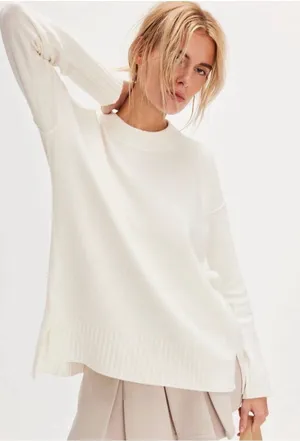 Free People Phoebe Pullover Sweater Size M Oversized Tunic in Ivory thumbnail 1