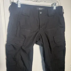 5.11 Tactical Pants Women Sz 4 Black Cargo Utility Durable Comfort Pockets thumbnail 1