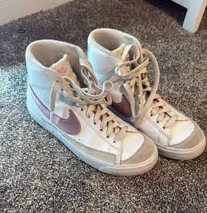 Nike Blazer Mid 77 Pink Glaze thumbnail 1