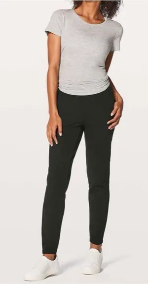 Lululemon Free To Roam Jogger *30" size 6 thumbnail 1