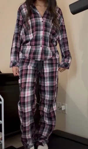 Victoria's Secret Pajama Set Plaid thumbnail 1