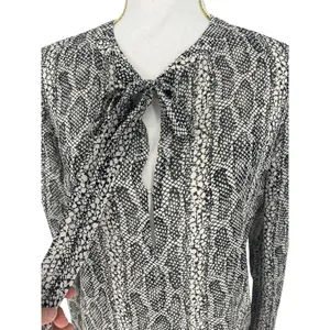 Theory Kinarys Black White Snake Print Silk‎ Tie Neck Blouse Size M thumbnail 6