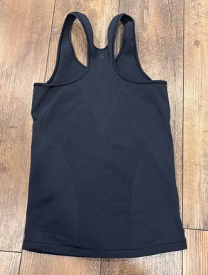 Lululemon Reveal Racerback Tank Women's 6 Black W1AATS $58 Yoga Mesh Athletic thumbnail 1