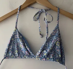 Frankie's Bikinis Tia Blue‎ Floral Triangle Bikini Top thumbnail 1