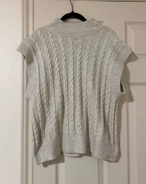 Grey knit sweater top Gray Size M thumbnail 1