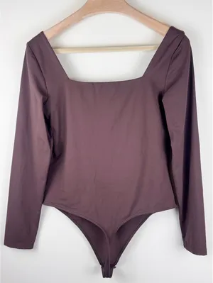 Aritzia Babaton Contour Squareneck Long Sleeve Bodysuit Brown XL 73936 thumbnail 6