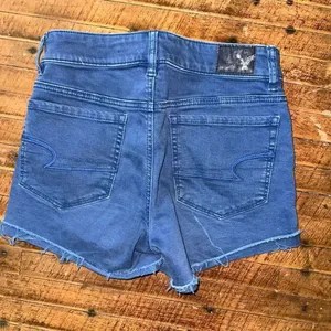 American Eagle hi-rise size 2 Daisy Duke shortie shorts thumbnail 2