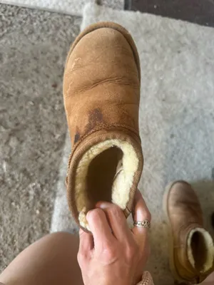 UGG Mini Boots thumbnail 4