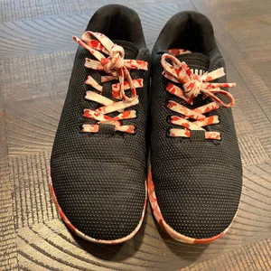 Nobull unisex running shoes in black and camo pink 8 women 6.5 men thumbnail 3