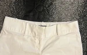 Womens sz6 The Limited White Tailored Chino Shorts thumbnail 3