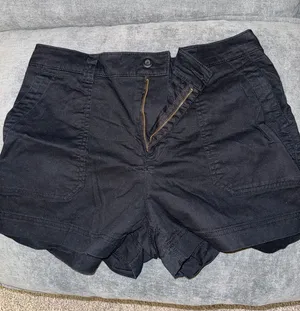 Old Navy Black High-Rise Shorts thumbnail 1