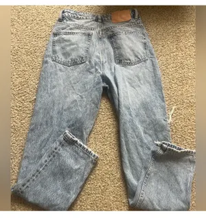 ZARA Jeans High-Rise thumbnail 2