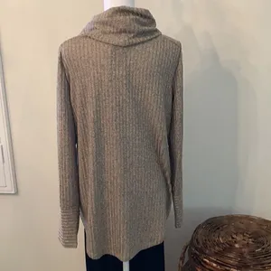Jones New York NWT szM long sleeve heathered grey tan cowl neck high low tunic thumbnail 5