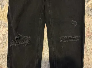 Aritzia Joni High Rise Loose- Black Ripped Jeans thumbnail 6