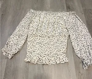 Anthropologie Polka Dot Off The Shoulder Cropped Blouse Size Small thumbnail 1