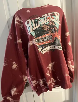 General Motors NWT Chevy Blazer Sweatshirt Official Licensed Chevrolet Vintage Truck 4x4 thumbnail 1