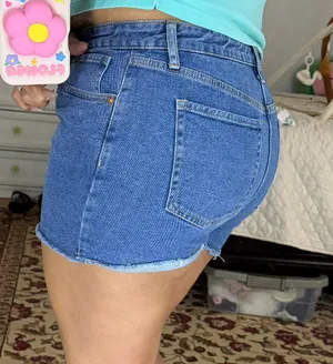 Wild Fable High Rise Mom Shorts Size 12 Medium Wash Raw Hem thumbnail 7