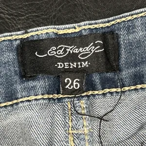 Ed Hardy Flare Jeans Womens 26 True Love Dagger Love Eternal Embroidered Y2K thumbnail 3