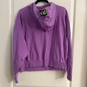 Nike Women's Purple lavender hoodie size medium thumbnail 6