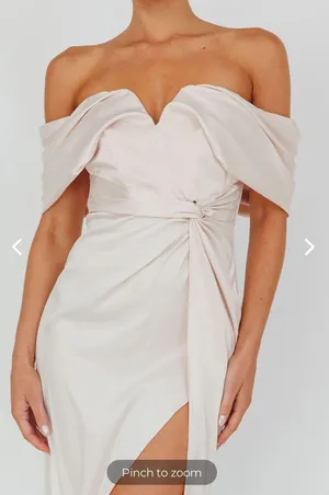 Selfie Leslie Amaryllis Off-Shoulder Twist Maxi Dress Pearl thumbnail 1