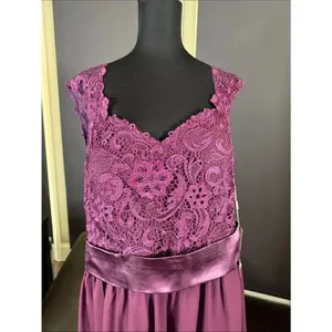 Women’s Purple Lace Bodice Full Length Formal Bridesmaid Dress Size 18 NWT thumbnail 2