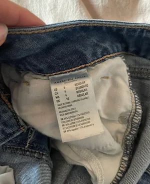 American Eagle Outfitters Tom Girl Jeans thumbnail 3