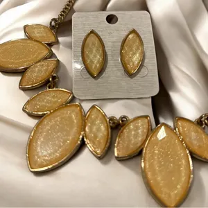 Charming Charlie Gold Leaf Statement Necklace & Earring Set thumbnail 3
