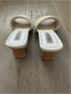 Steve Madden Beige Slip On Heel Sandals Women's Size 7.5 thumbnail 6