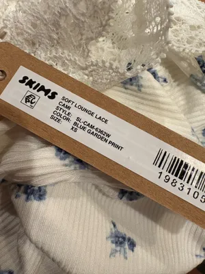 Skims soft lounge lace cami Color blue garden print thumbnail 4