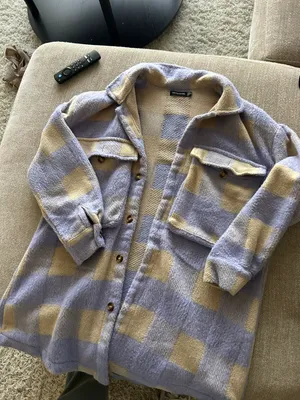 Prettylittlething shacket thumbnail 4