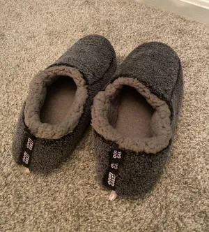 slippers thumbnail 1