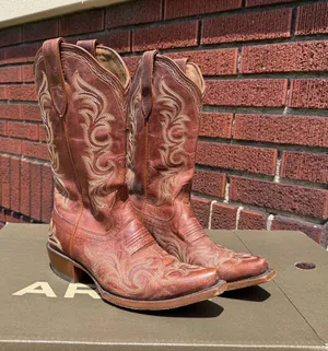 Ariat Boots Cowgirl Leather 5.5 thumbnail 1