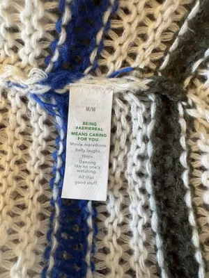 Sweater thumbnail 4